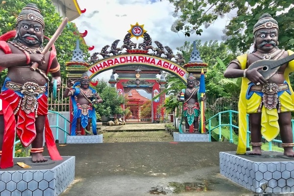 Vihara Dharma Agung Lampung