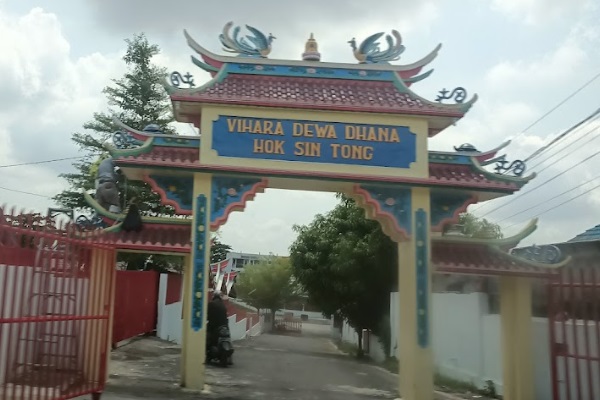 Vihara Dewa Dhana Hok Sin Tong