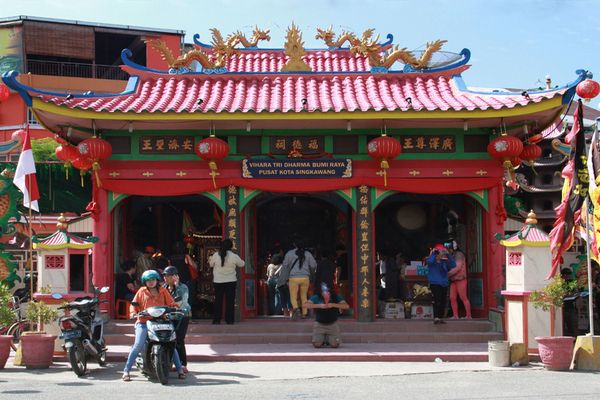 Vihara Tri Dharma Bumi Raya