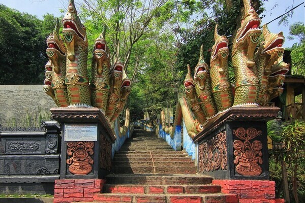 Nam Hai Kwan Se Im Pu Sa