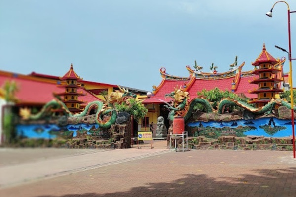 Klenteng Tjoe Tik Kiong